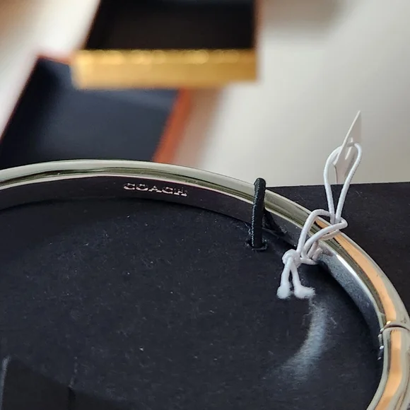 Signature COACH Pavé Multi Hangtag Hinged Bangle with Gorgeous Gift Box - Picture 5 of 10